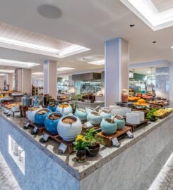 The Restaurant – Crowne Plaza Muscat